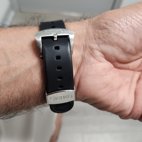 Seiko Black and Silver Dive Watch